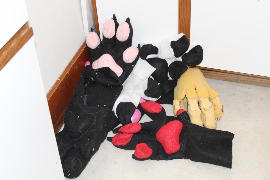 a big fat pile of feral canine handpaw drafts