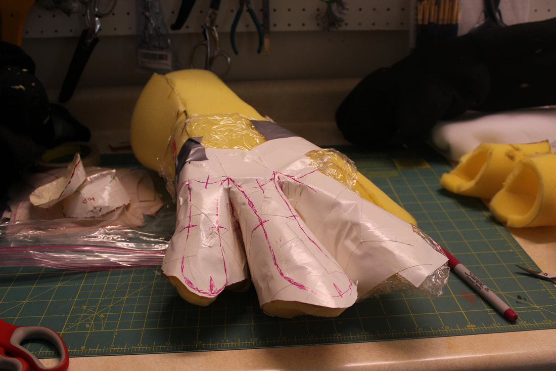 making a pattern for a handpaw