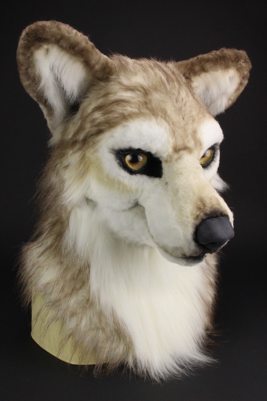 fursuit wolf head mask made with dreamvision creation parts